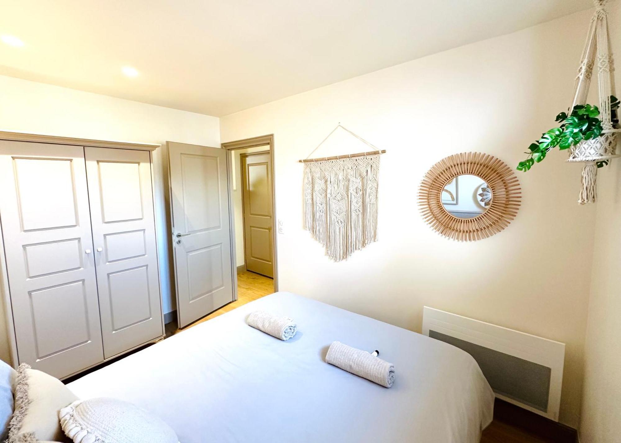 Magnifique 2 Pieces 45m2 Au Coeur Du Vieil * Antibes